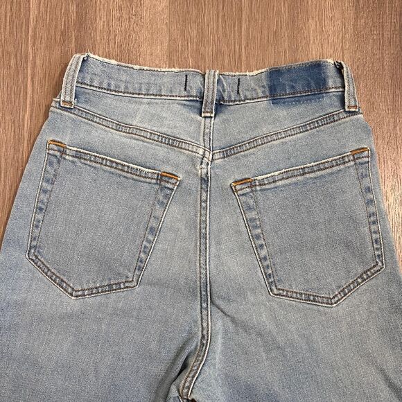 NWT Abercrombie & Fitch The 90s Slim Straight Jeans Curve Love Ultra High Rise - Picture 4 of 8